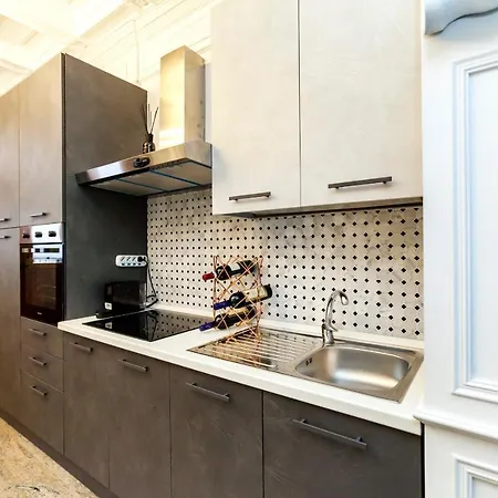 Apartament Navona Artist 7 *