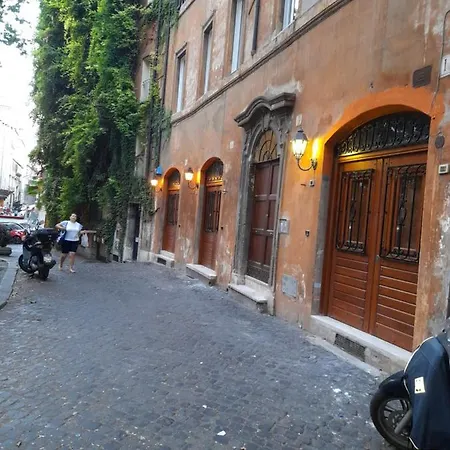 Navona Artist 7 * Рим